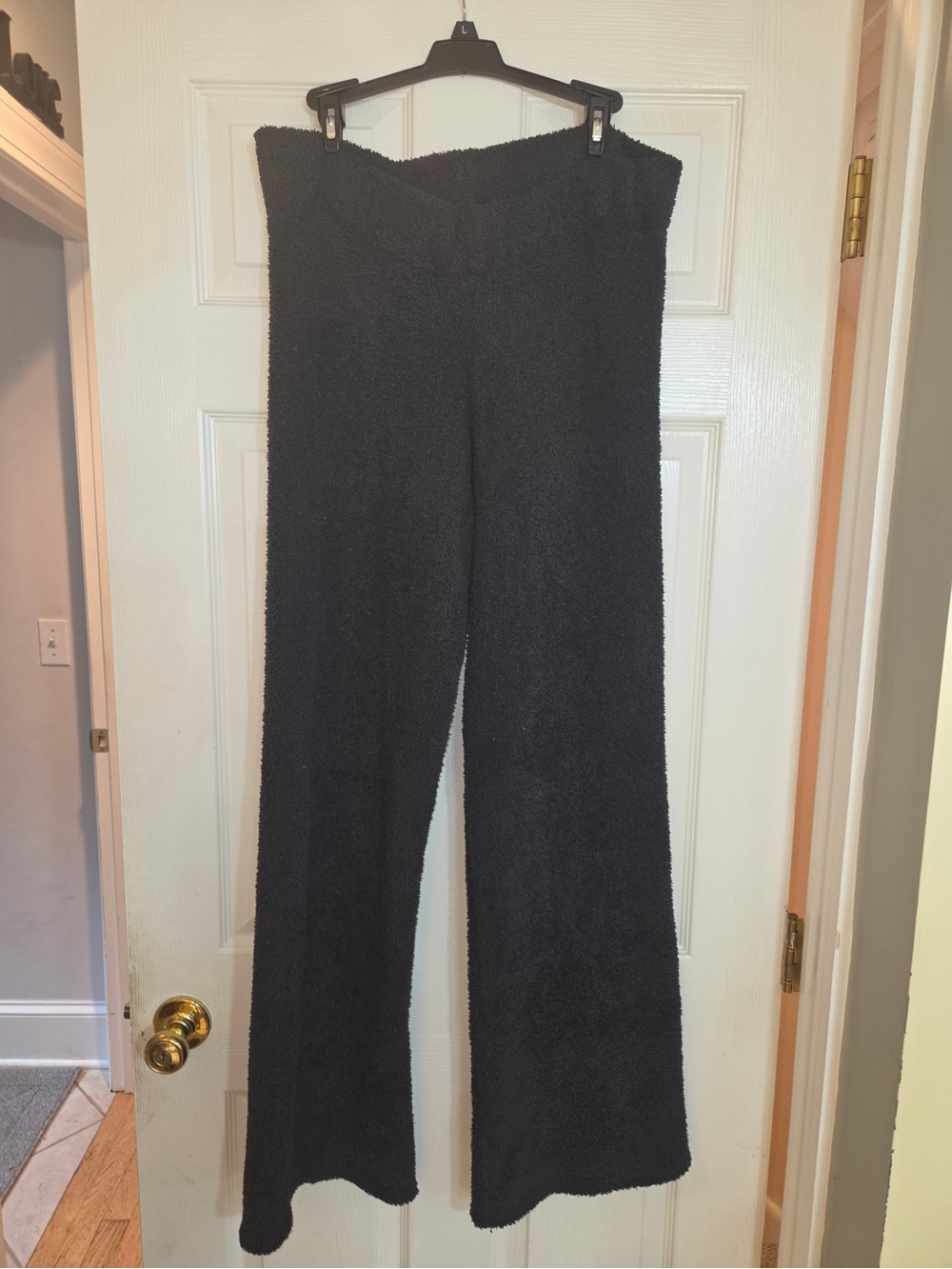 Plush Wide-Leg Lounge Pants in Black